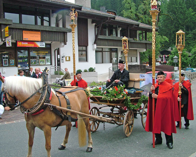 Festumzug 200 Jahre Knappenmusik Fieberbrunn